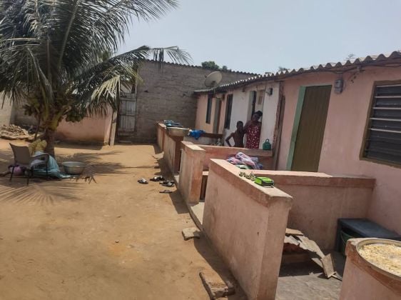 A vendre Demi lot Bâti - Baguida boad