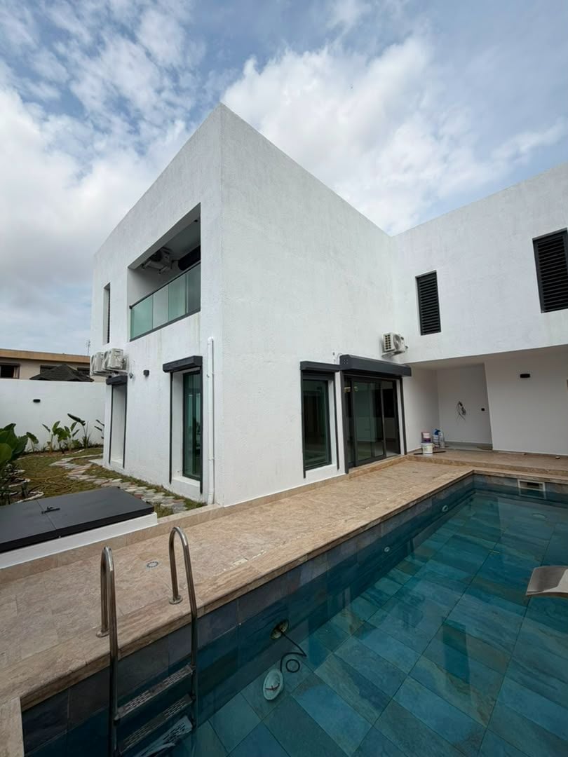 Villa duplex IN AFFITTO a Rivièra 3