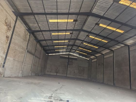 Yopougon nouvelle zone  PK24 location entrepôt 1500m2