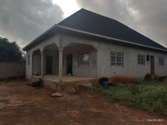 Villa inachevée à vendre - Akato Catholique (Contact / ...