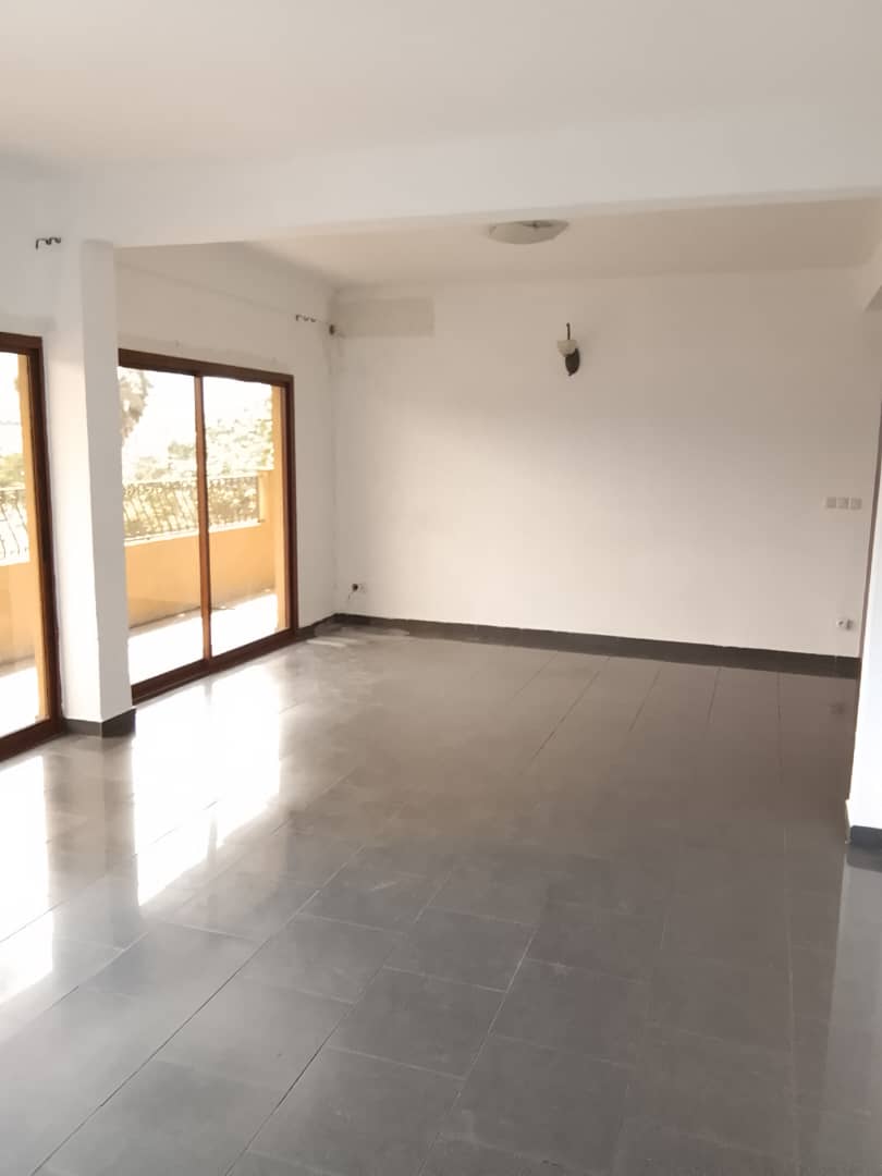 Appartement de deux chambres à louer à BALI