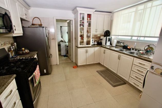 VENDO PENTHOUSE EN NACO CON 5 PARQUEOS