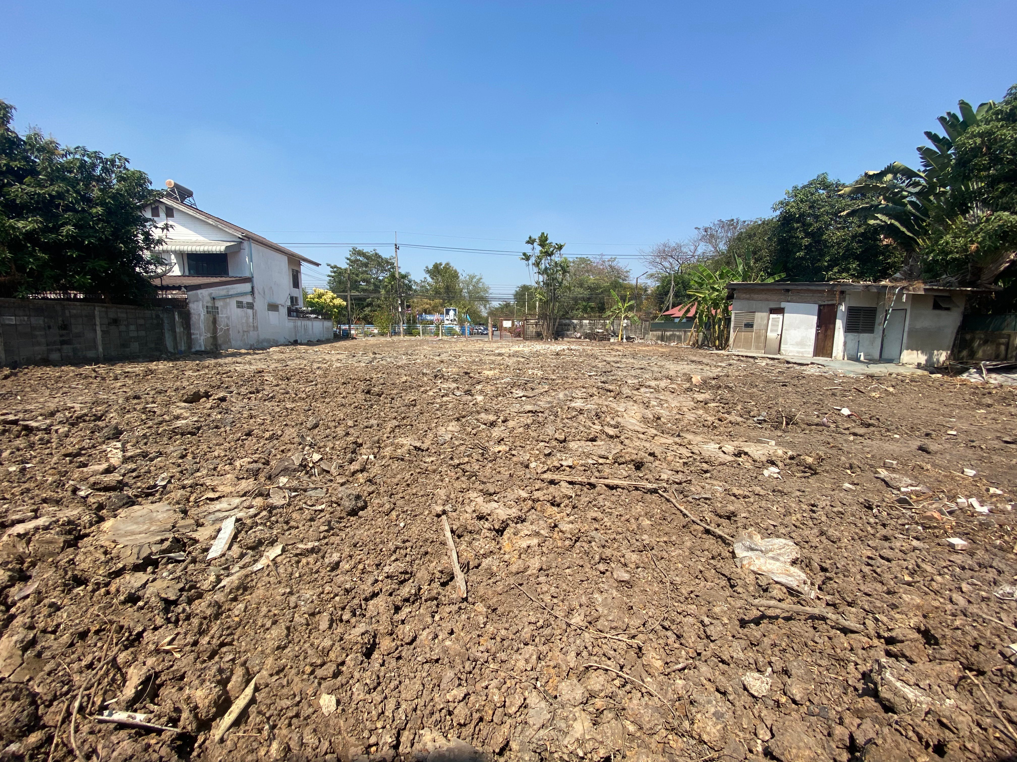 1,144 Sq.M. Land for Sale in Khu Khot, Pathum Thani | Ideal for Home Office & Storage Space