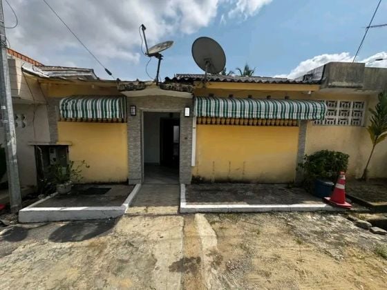 For sale in Cocody Angré, Djibi district: single-story villa with 4 ...