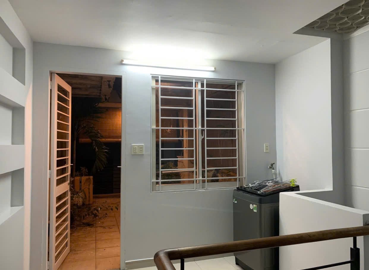 4-bedroom house in Tan Binh District