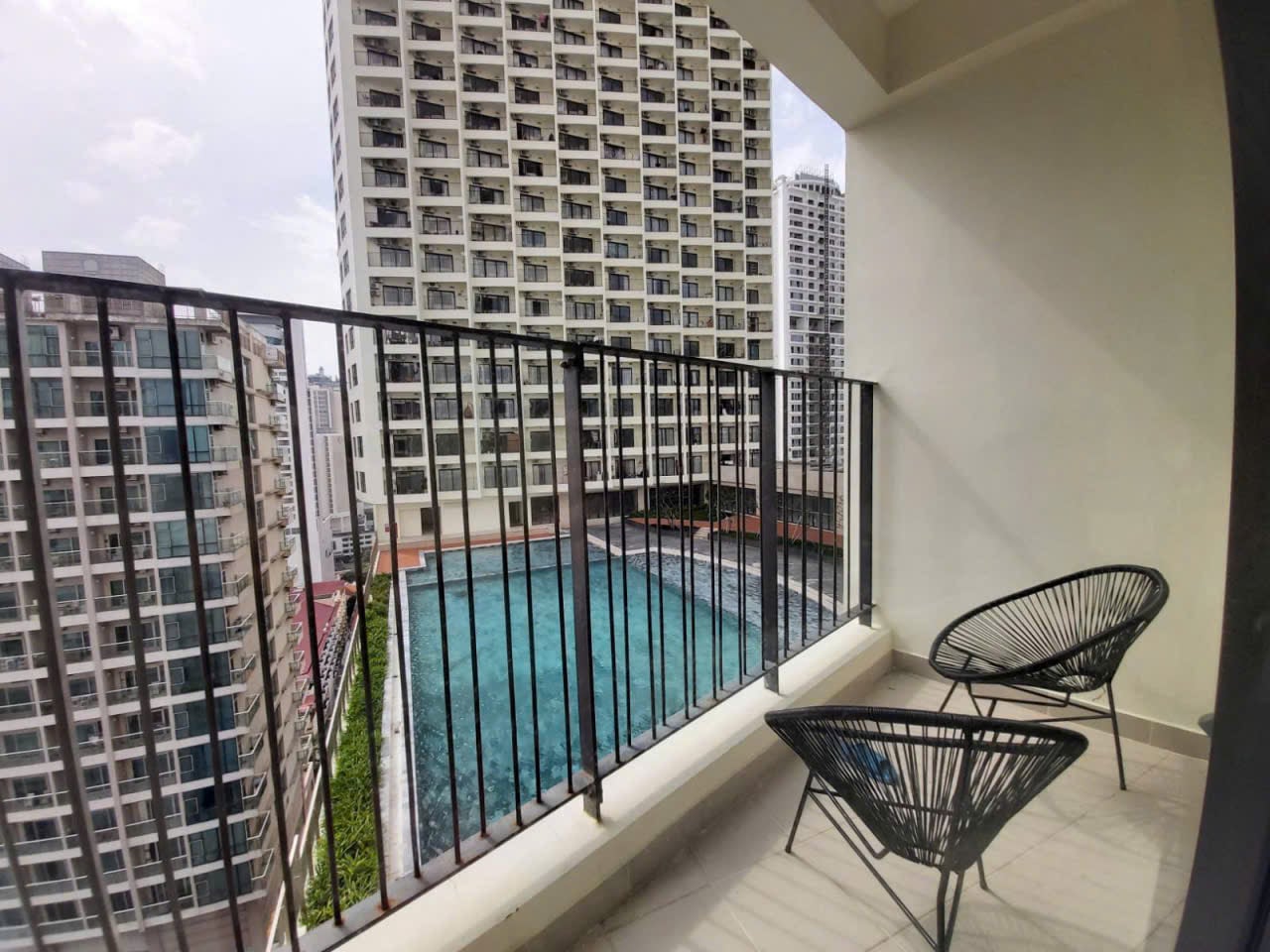 BEST PRICED 2-BEDROOM APARTMENT AVAILABLE NOW – GOLDCOAST NHA TRANG (01 TRAN HUNG DAO STREET)