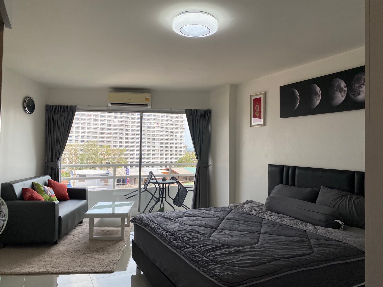 Viewtalay 1 for rent  32 sq m, Pattaya, public transportation available
