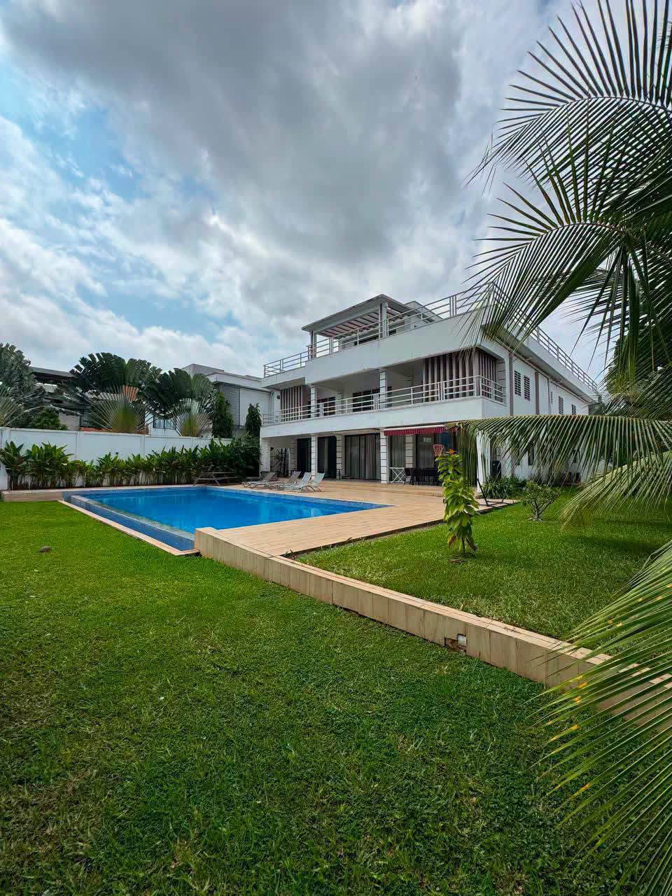 Location d'une coquette villa à la Riviera 4 M'Badon 