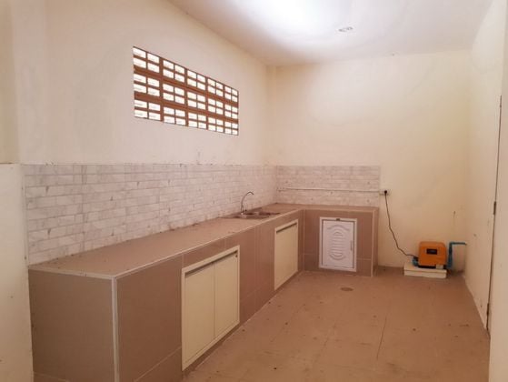 Commercial building for rent Huay Yai 23,000 baht