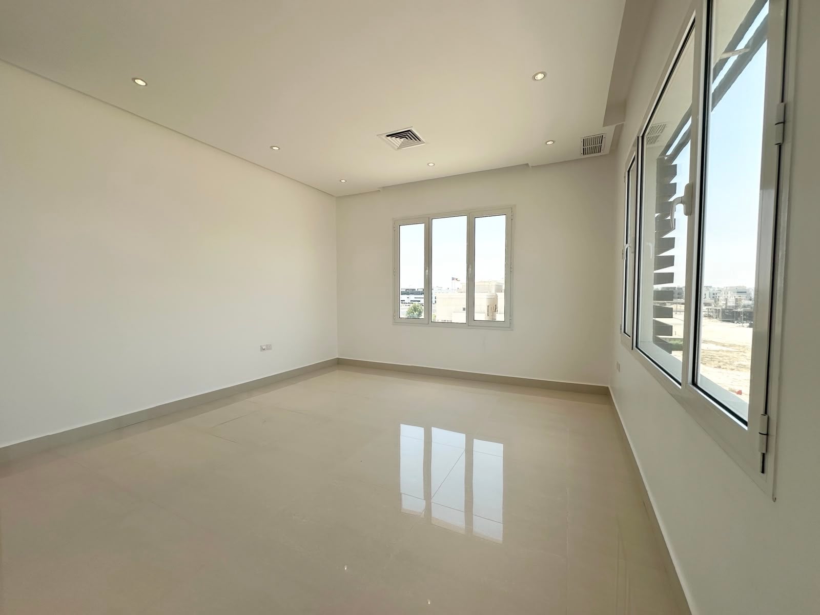 Three Bedroom apartment for rent in Siddeeq, Kuiwait City