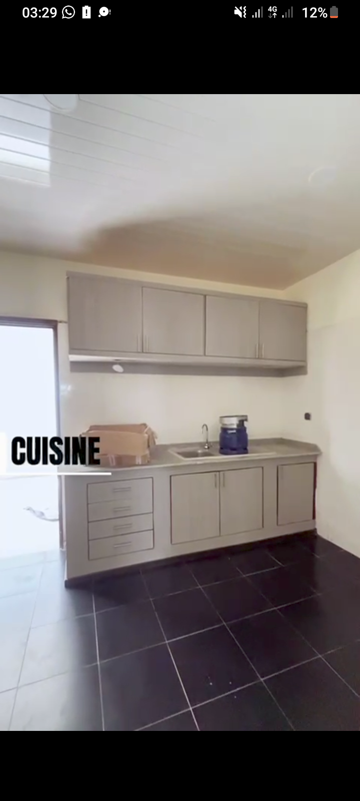 VILLA DE 4 HABITACIONES CON JARDÍN EN VENTA EN BASSAM