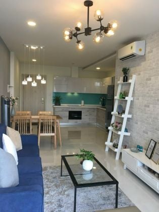RIVA PARK building  504 Nguyen Tat Thanh, Ward Xom Chieu (formerly ...