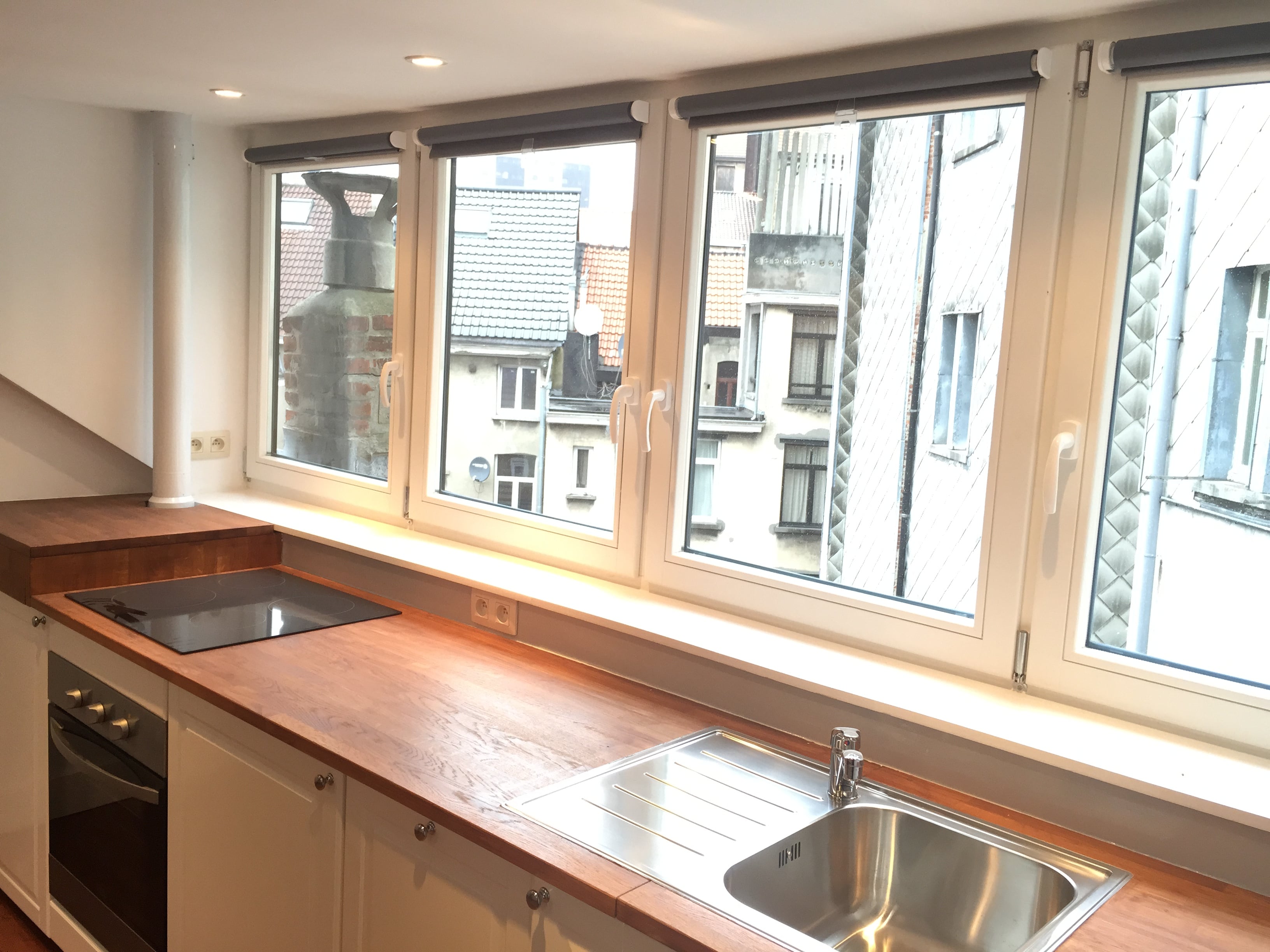 FOR RENT – Parvis Saint-Gilles – 1 bed, available Aug 1