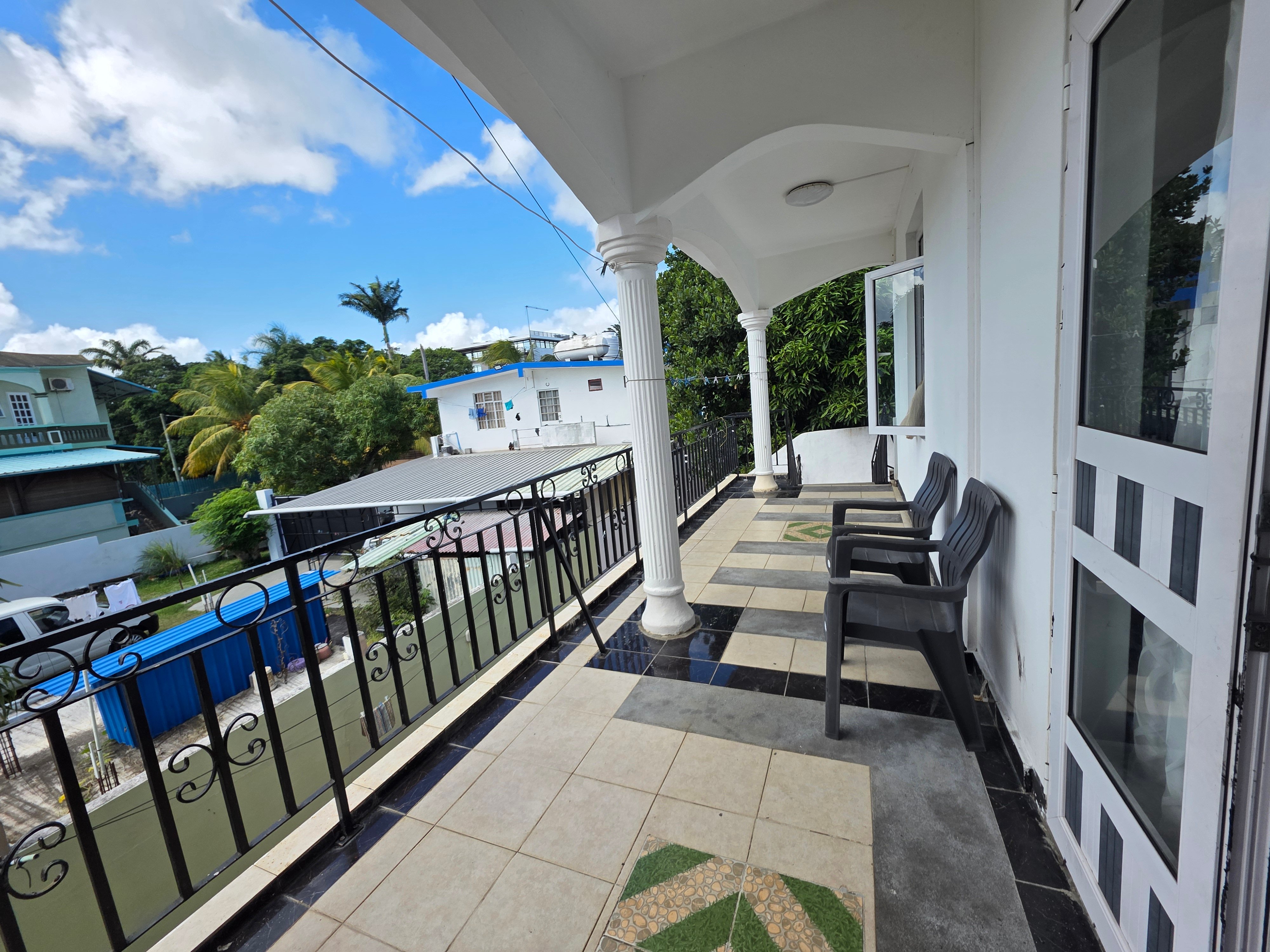 BEL APPARTEMENT À LOUER À GRAND BAIE