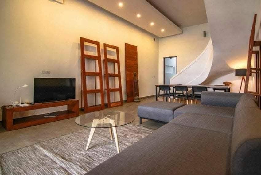 Nicely renovated flat 3 Bedrooms, terrace 
