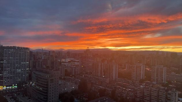 30/F unbeatable view, 2BD fully furnished, 5 mins walk to SanYuanQiao Line ...