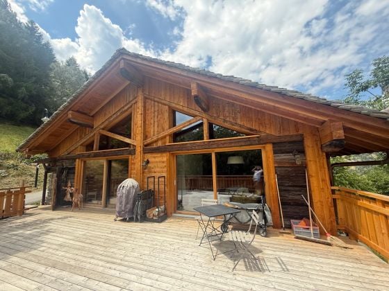 Exceptional Swiss Chalet – Private Sale by Owner