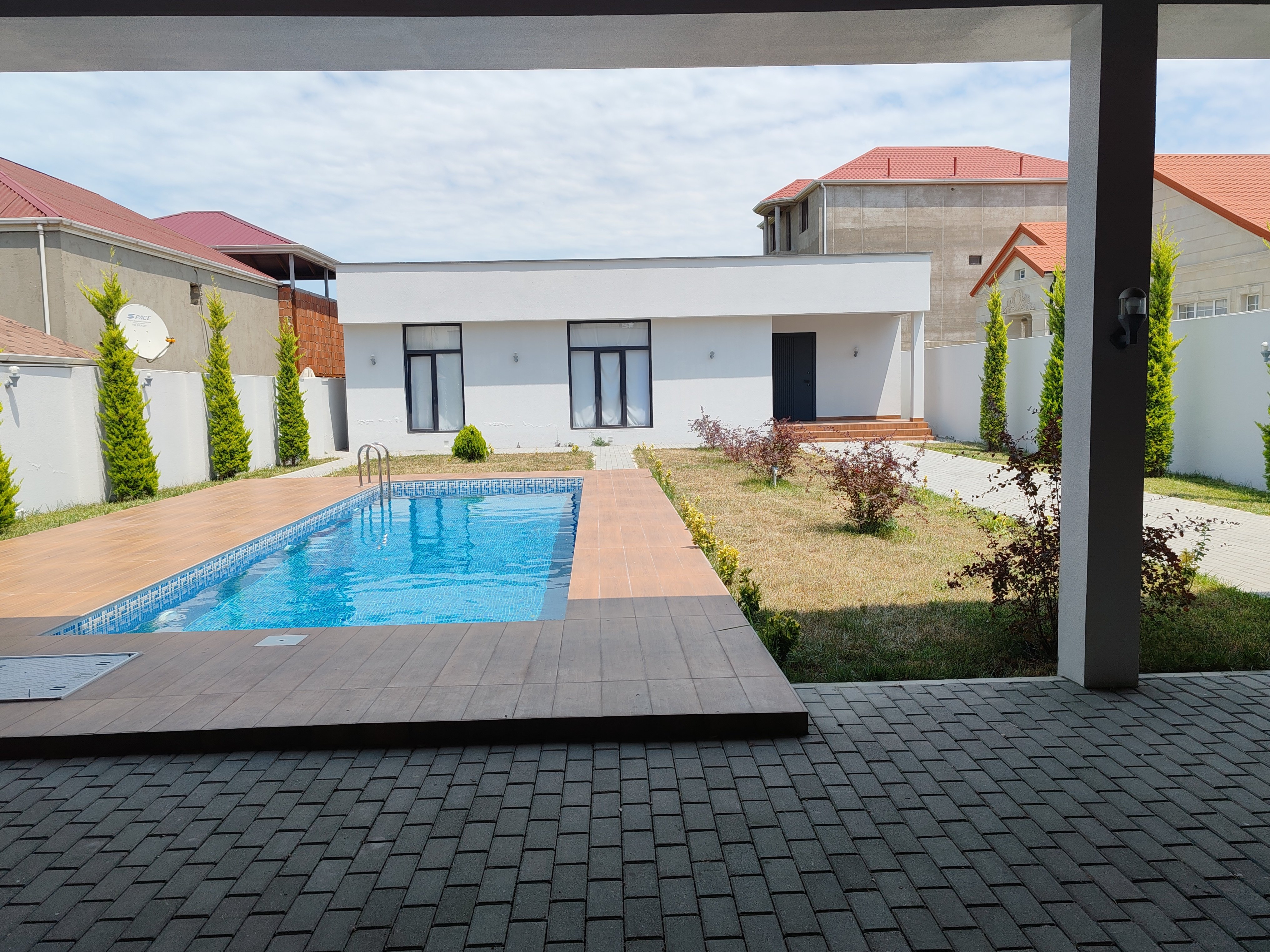 5 room beautiful new House fo sale at Novkhani beach area