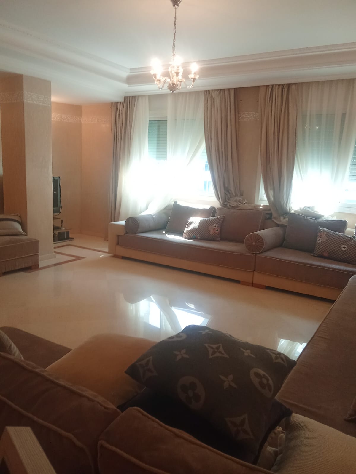 Appartement a louer meuble a Racine
