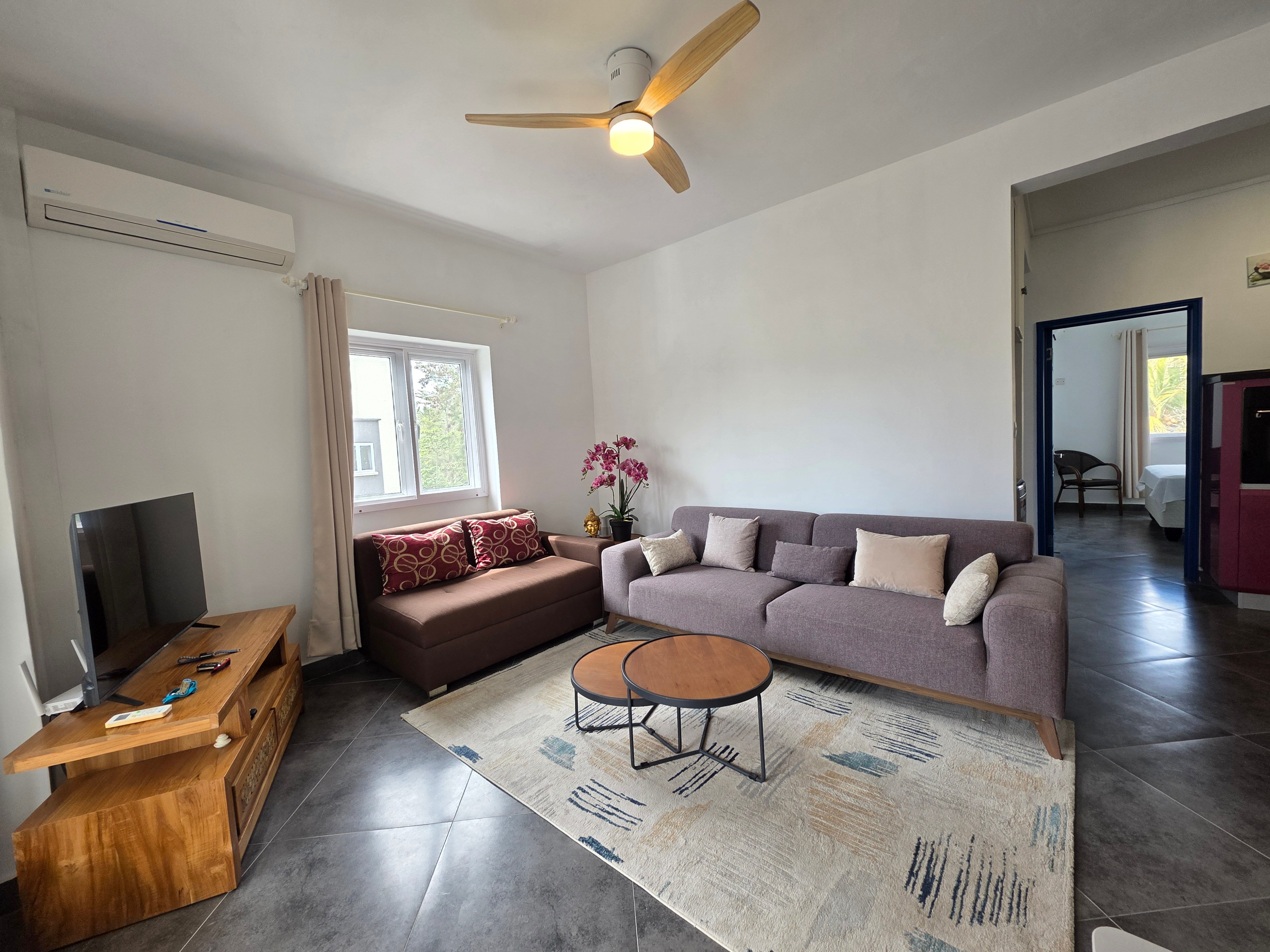 �� APPARTEMENT MODERNE AU PREMIER ÉTAGE À LOUER – PEREYBÈRE