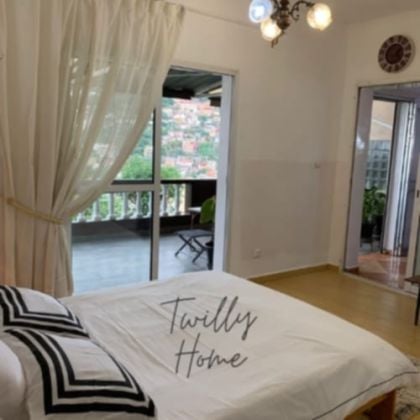 Loue un appartement meublé 