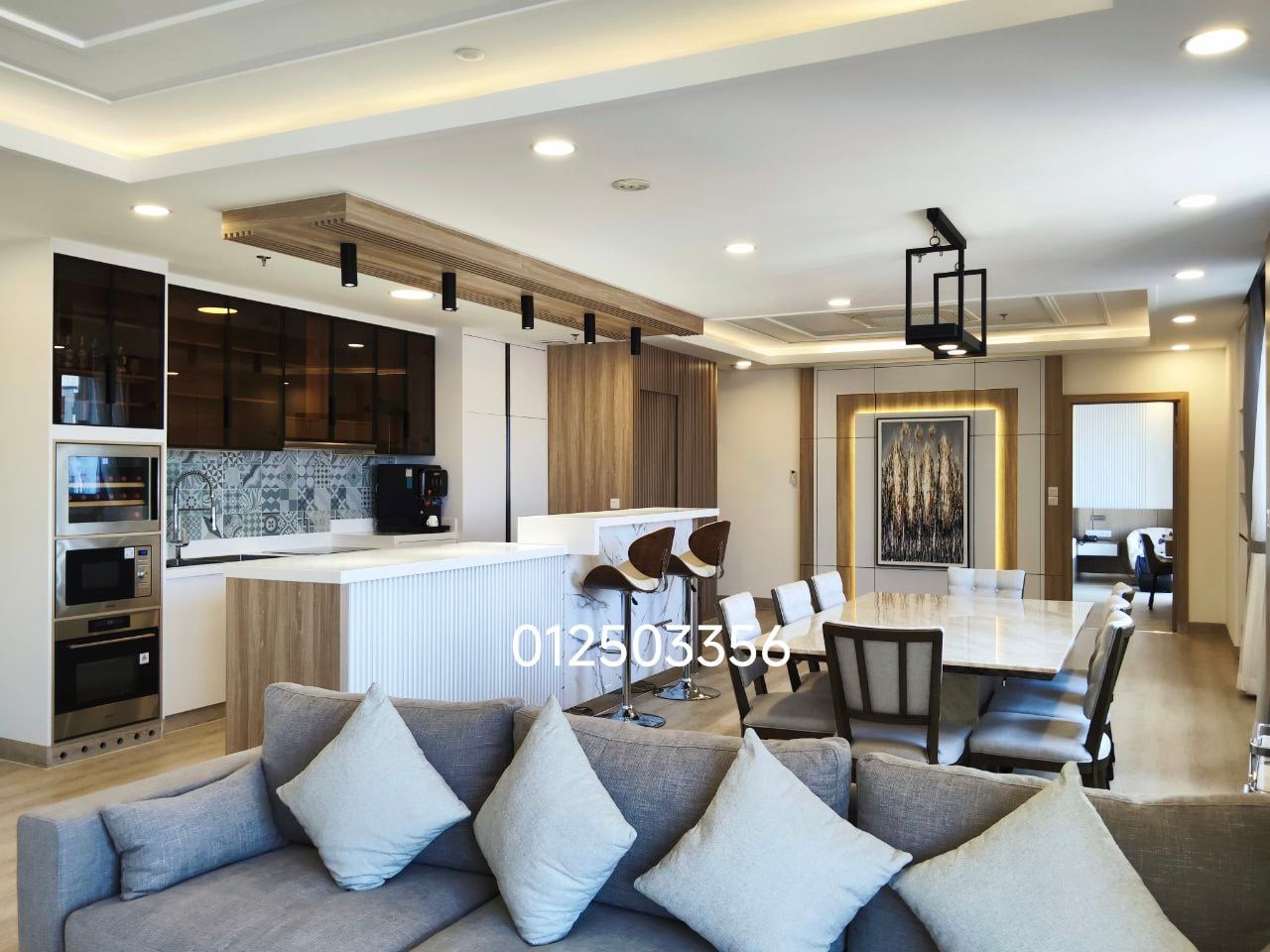 Four Bedrooms swimming pool service apartment