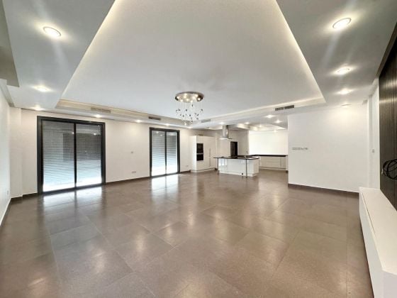 Spacious Duplex for rent in Daiya