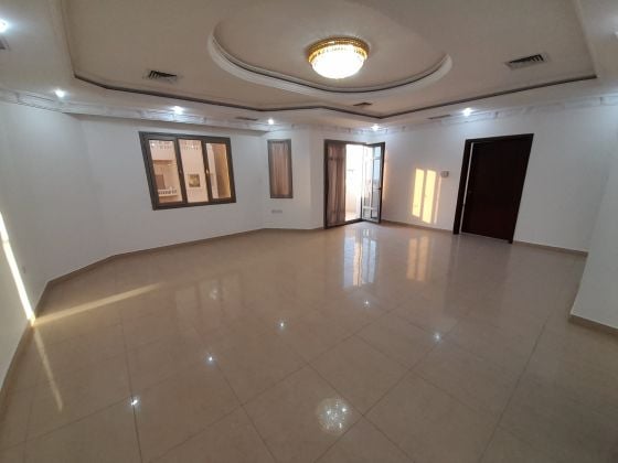 4 Bedroom Private Floor for Rent in Mangaf (Expats Only).