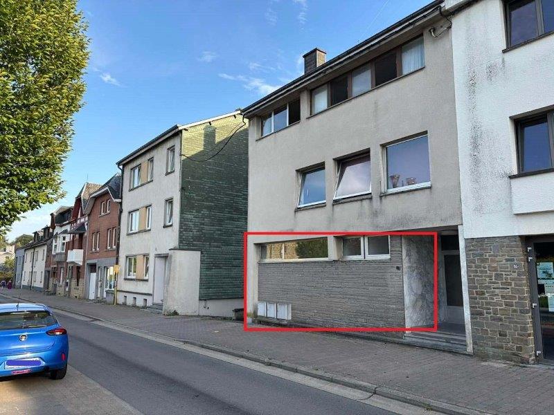 6800 LIBRAMONT : bureaux à louer, +-80m², avec parking, bonne situation.