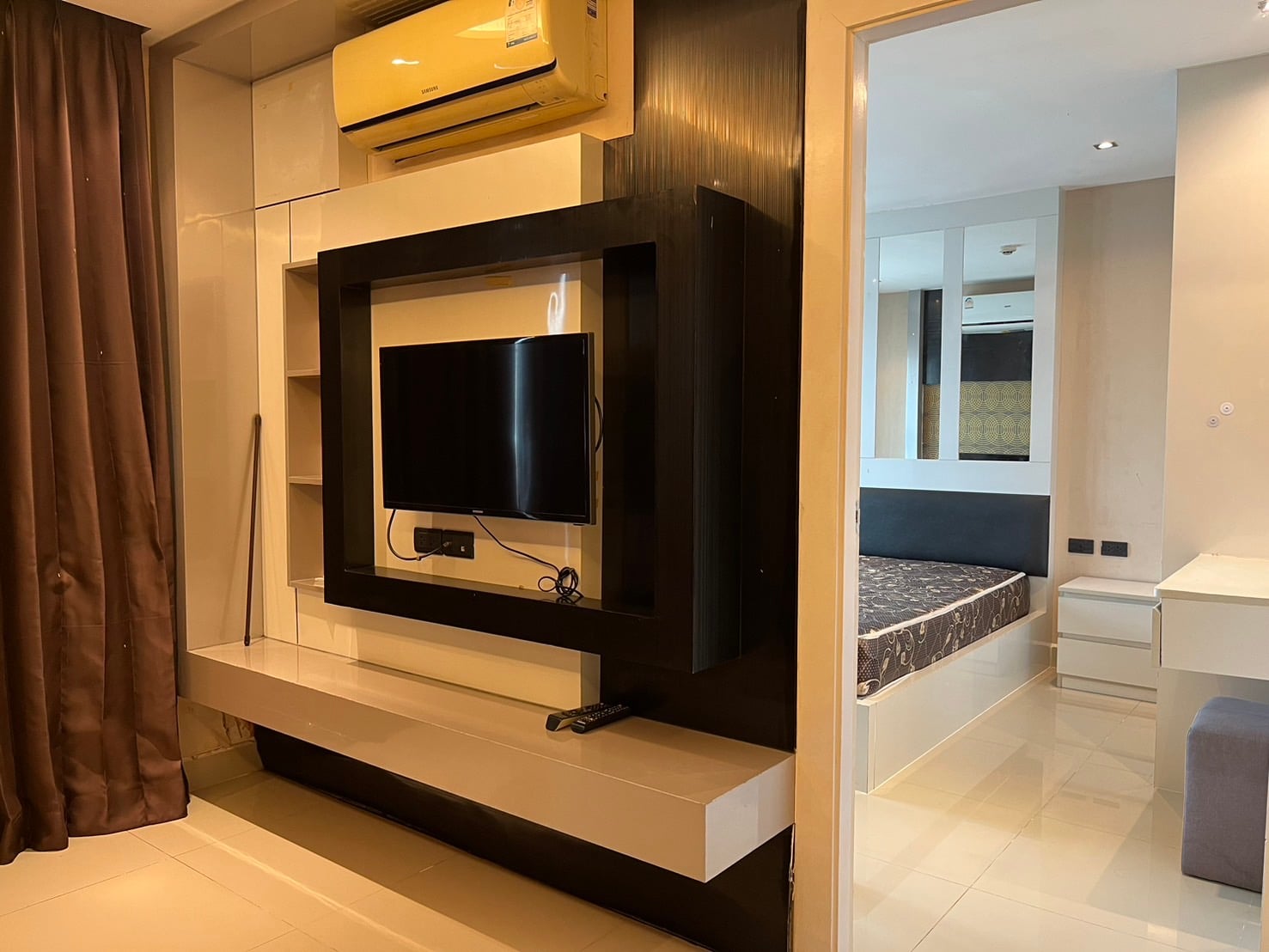 Condo for Rent 9,000 baht East Pattaya European Kitchen
