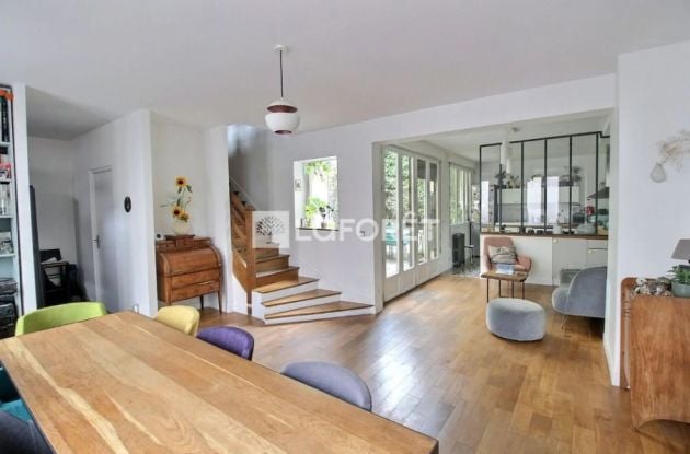 Furnished house 126m² + Garage + Patio - Perfect for Expat Families