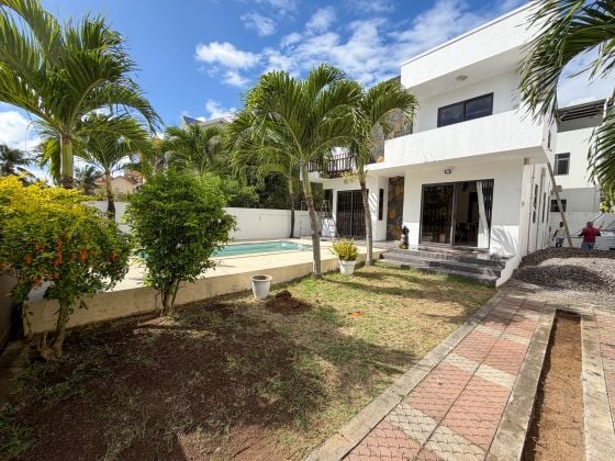 À LOUER | VILLA DE 4 CHAMBRES | TROU AUX BICHES