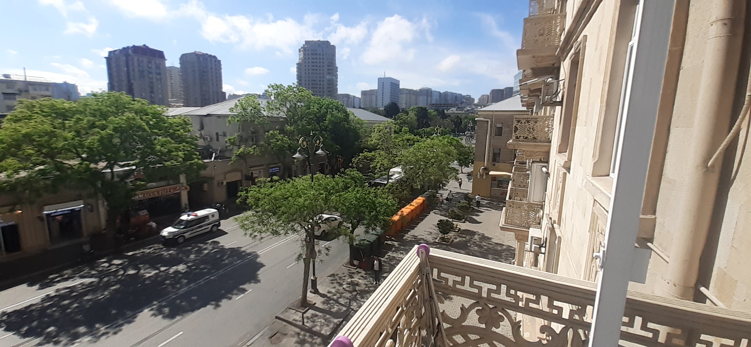 1 BDR apt near S.Vurgun & 28MAY m/st