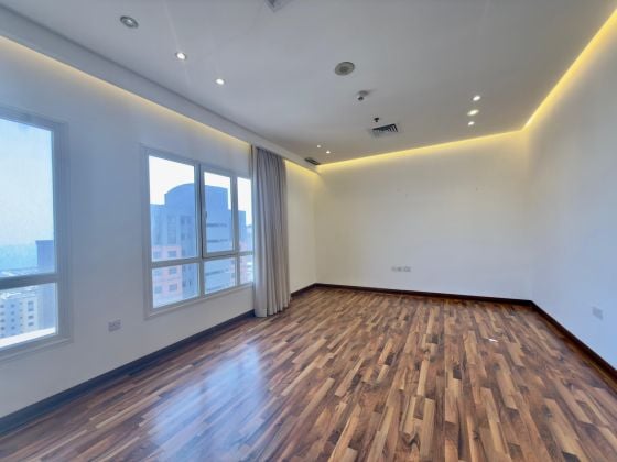 One bedroom Semi furnished apartment for rent in salmiya