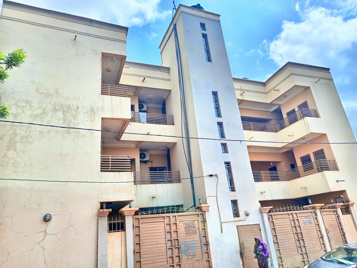 Appartement de 3 chambres à louer à sébénikoro