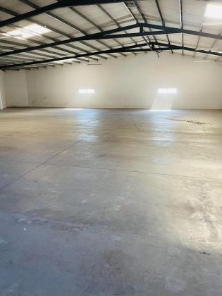 LOCATION ENTREPOT-AMBOHIBAO