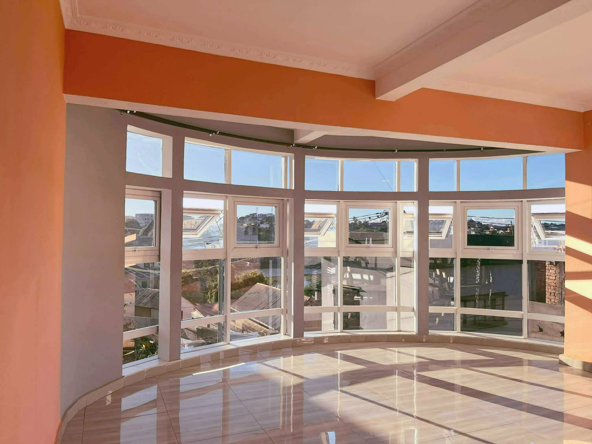 APPARTEMENT À LOUER AMBOHIBAO ANDRANORO