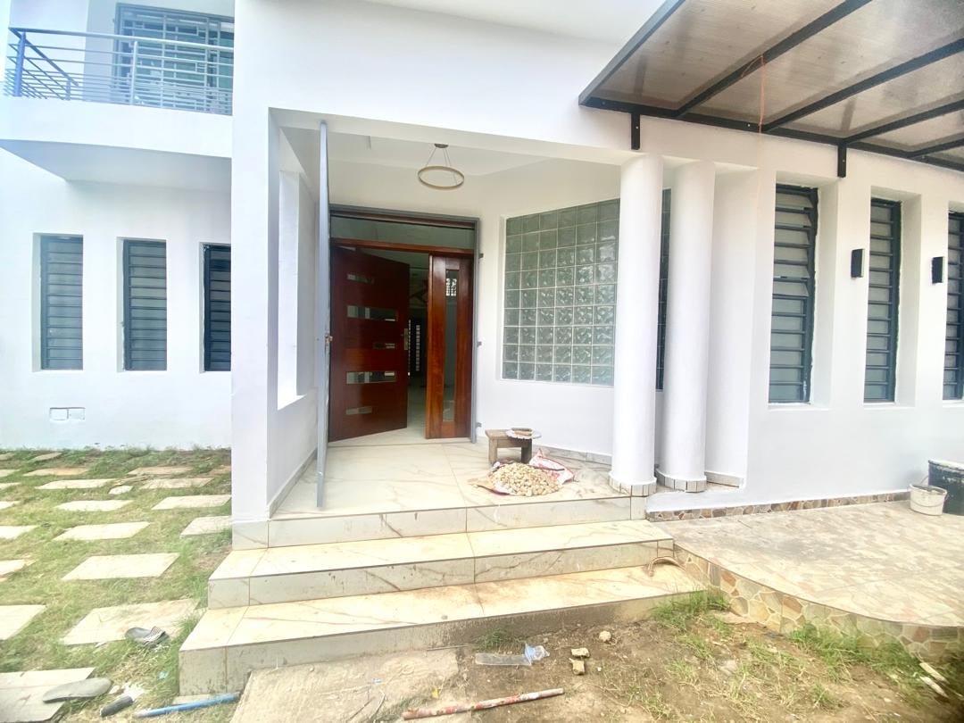Riviera 4 - Synacassci 2, villa duplex de 5 pièces 