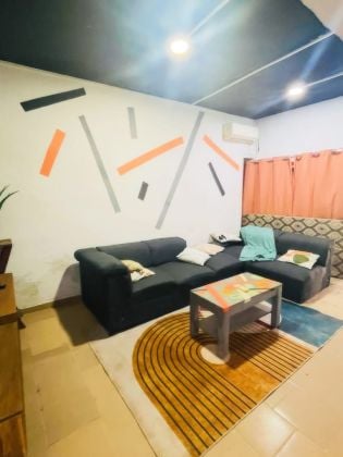 APPARTEMENT MEUBLÉ 1 CHAMBRE À LOUER À BASTOS 