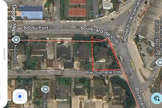 Treichville port vente site 1191m2 bordure de voie