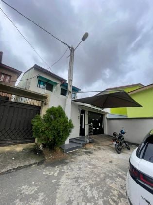 Angré 8ème tranche cité Magnin vente beau duplex 7 ...
