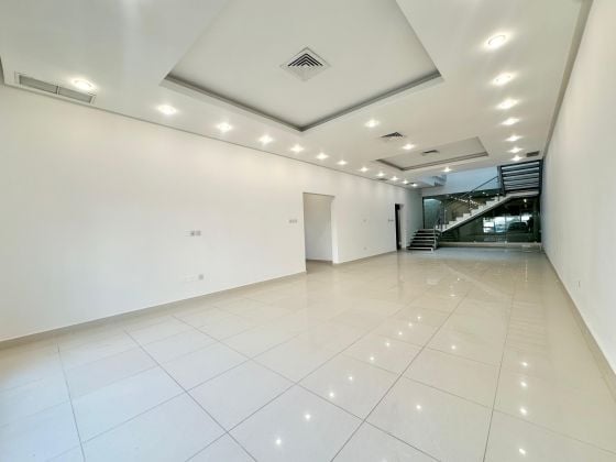 Triplex with Pool for rent in Zahara