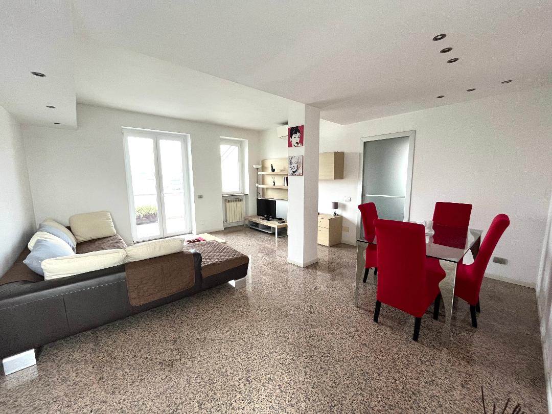 Legnano (north Milano) Luxury APARTMENT - PENTHOUSE for rent