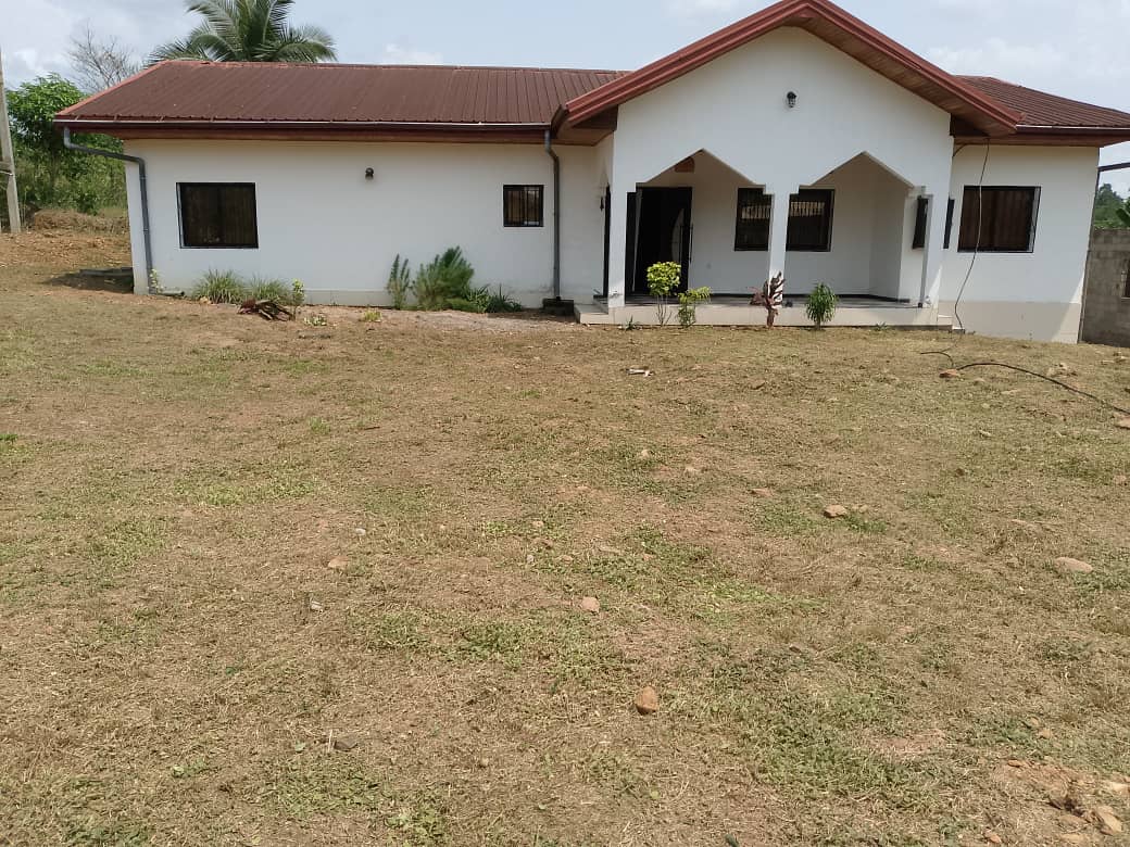 loue belle maison à KRIBI
