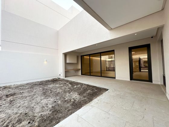 Brand New Luxury Villa for Rent in Abu Fatira