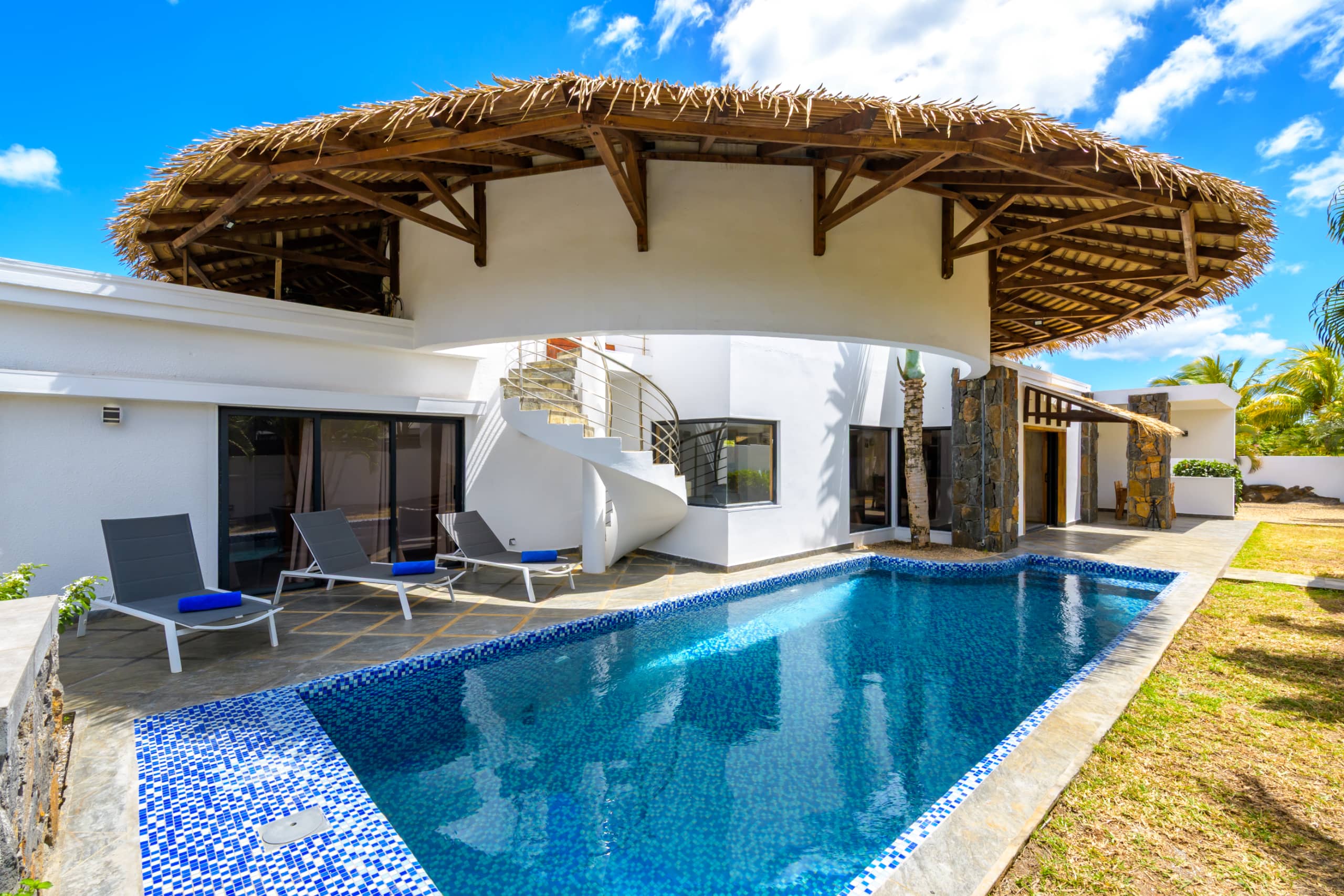 LUXURY VILLA FOR RENT NEAR THE SEA - TROU AUX BICHES