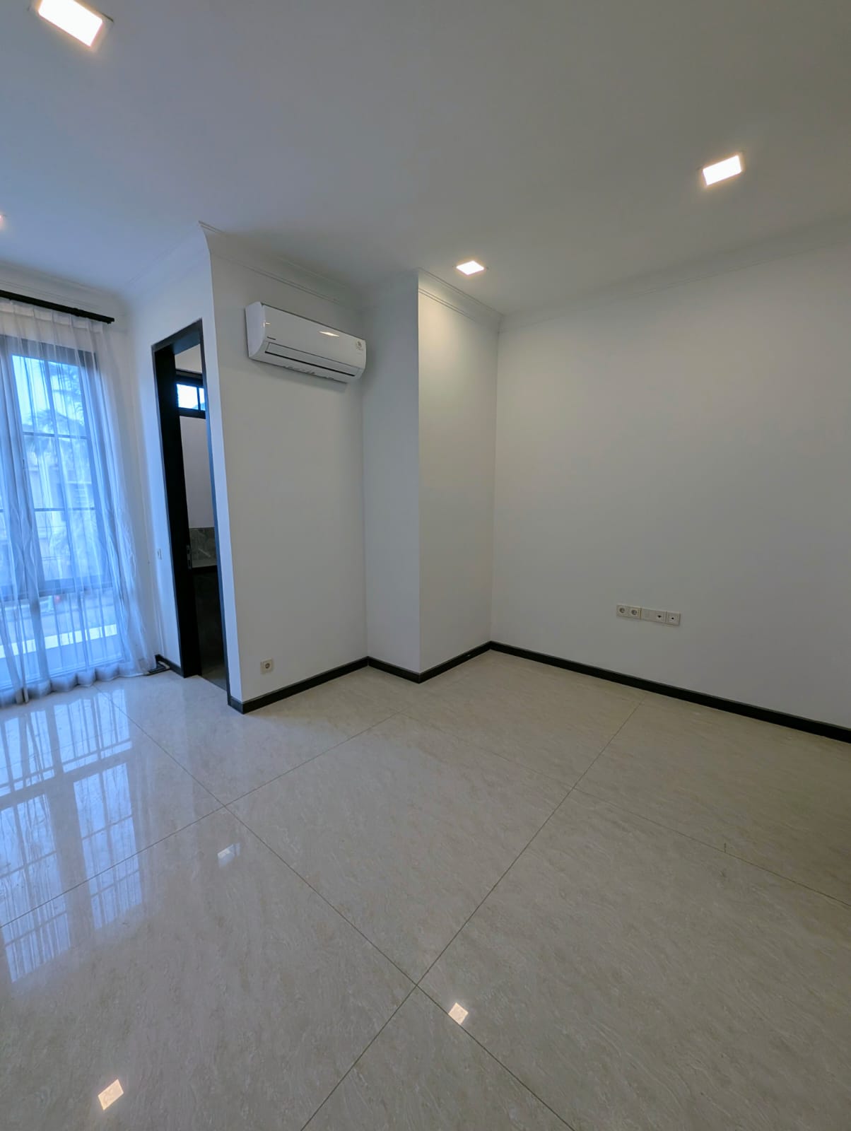 Premium Semi-Furnished 2-Bedroom Home for Rent in West Surabaya, Dian Istana The White House
