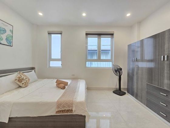 Nice, modern studio apartment in Au Co street, Tay Ho district for rent