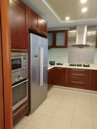 4 bedrooms with Jinji lake view next to Li gong di commercial