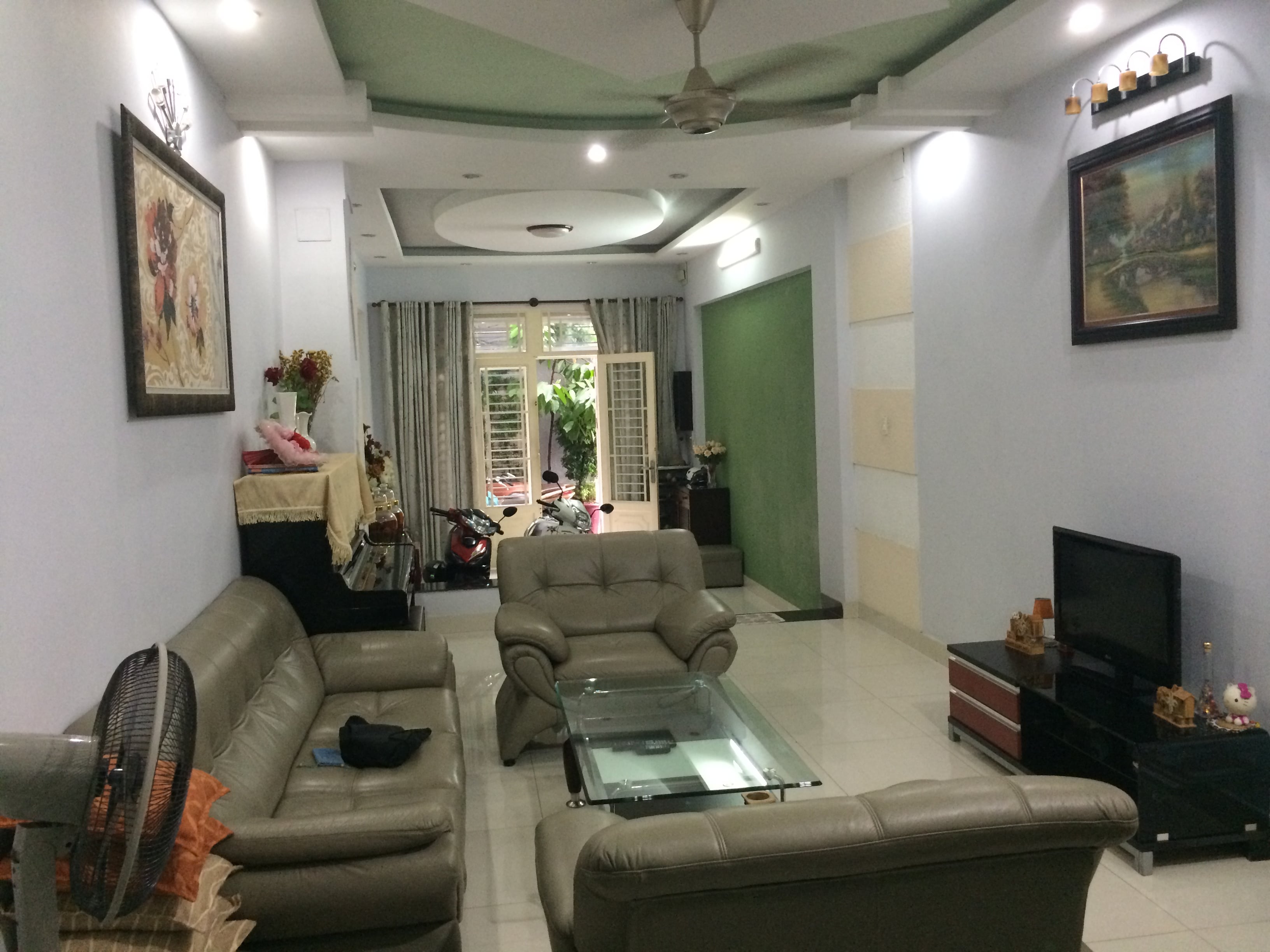 Serviced room for rent in Central District 1, HCMC